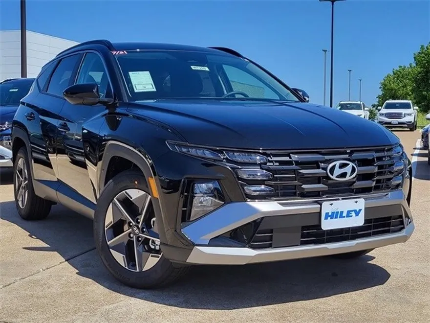 2025 Hyundai Tucson SEL photo 1