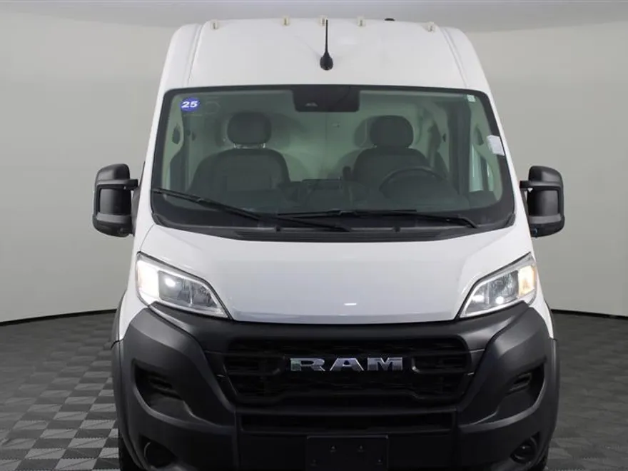 2023 Ram ProMaster 2500 photo 3