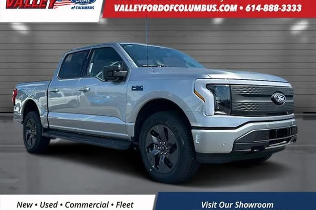 2025 Ford F-150 Lightning photo 1