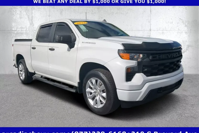 2022 Chevrolet Silverado 1500 Custom photo 1