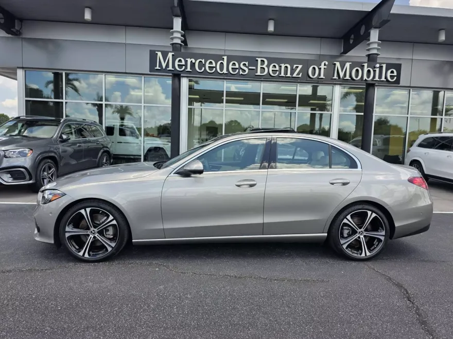 2024 Mercedes Benz C 300 4MATIC photo 1