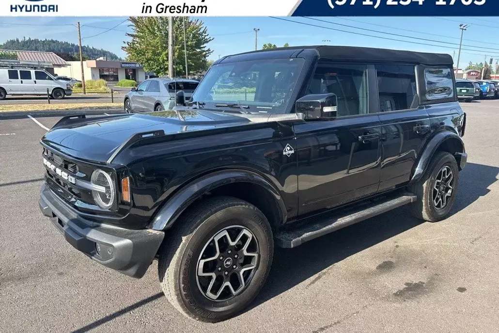 2024 Ford Bronco Outer Banks photo 1
