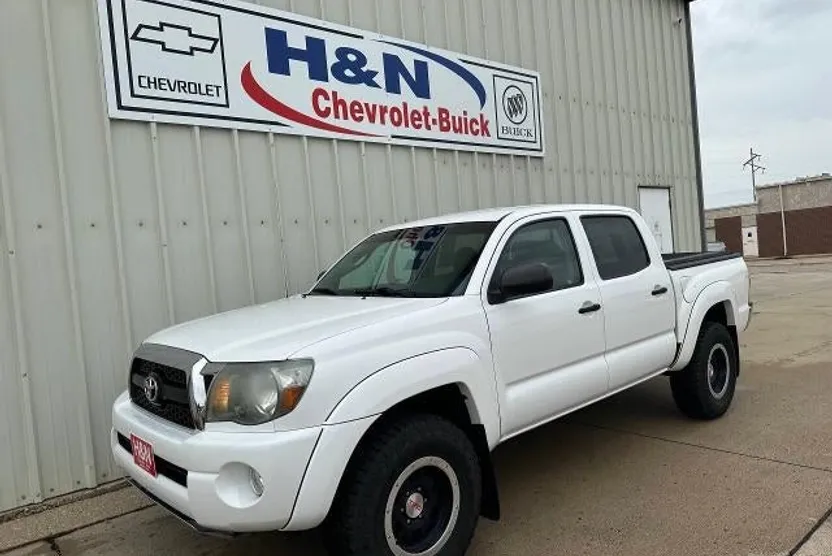 2011 Toyota Tacoma 4x4 V6 photo 1