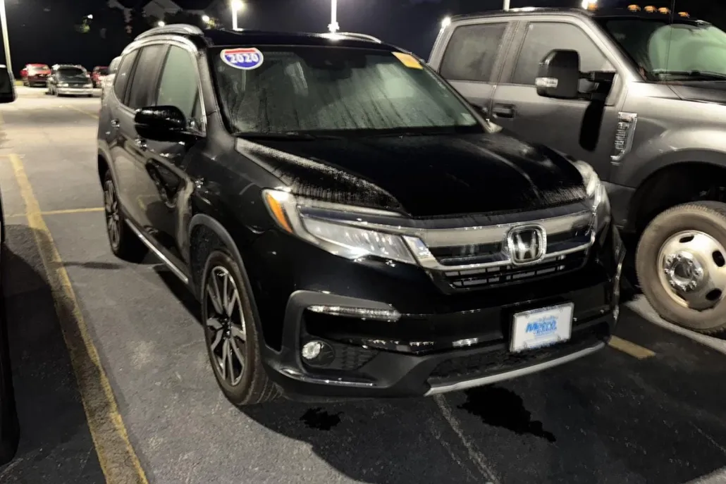 2022 Honda Pilot Touring photo 1