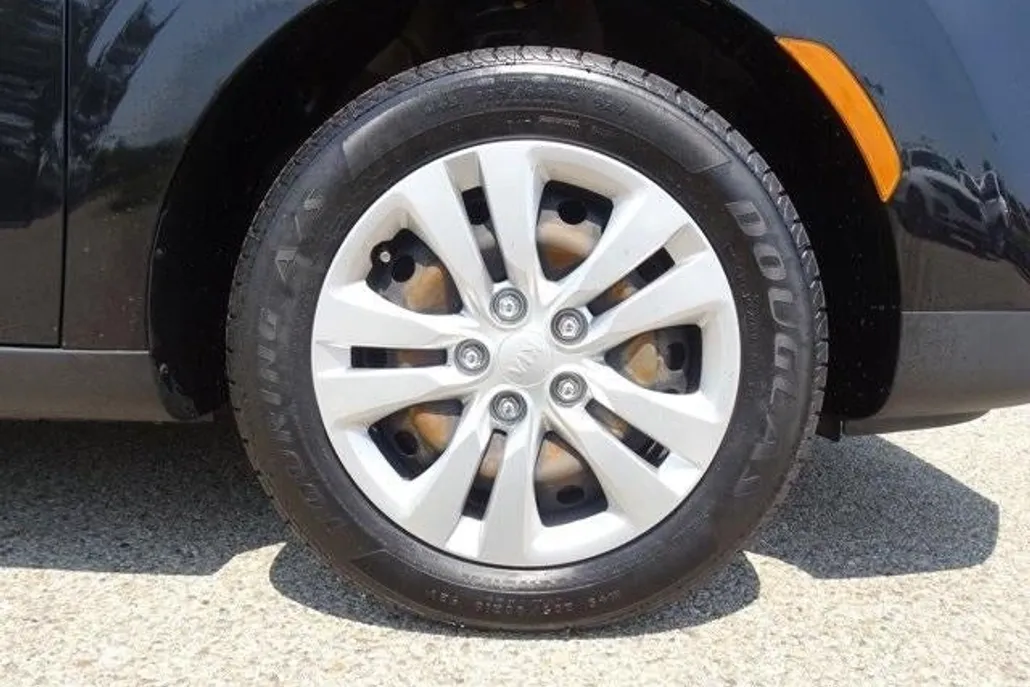 2020 Kia Soul LX photo 1