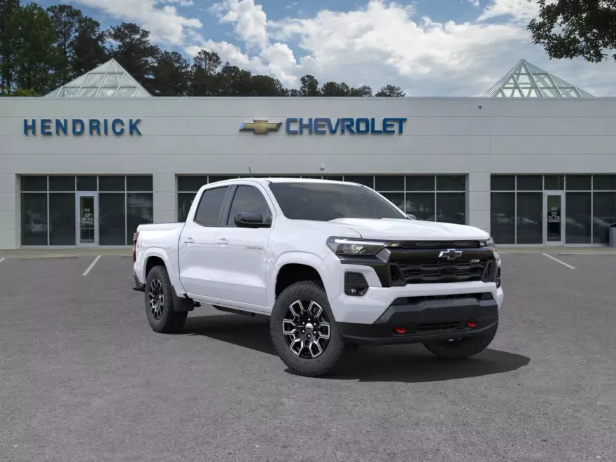 2025 Chevrolet Colorado Z71 photo 1