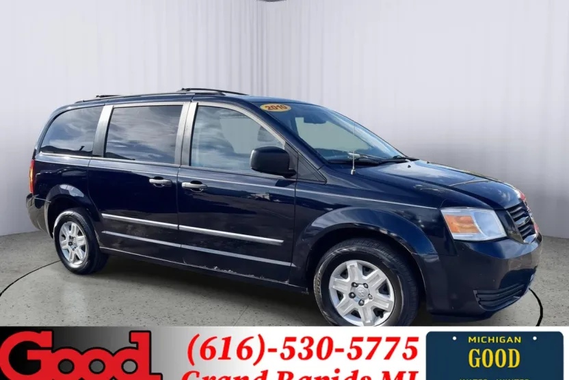 2010 Dodge Grand Caravan SE photo 1