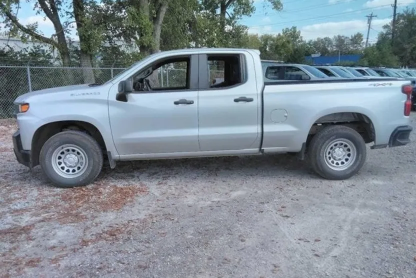 2021 Chevrolet Silverado 1500 photo 1