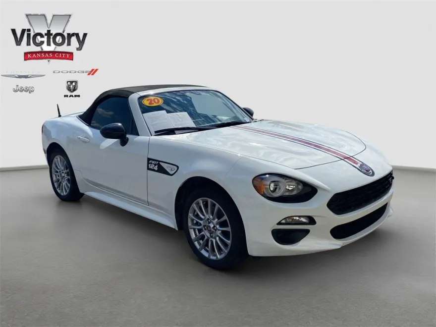 2020 Fiat 124 Spider Classica photo 1