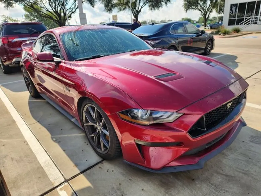 2019 Ford Mustang GT photo 1