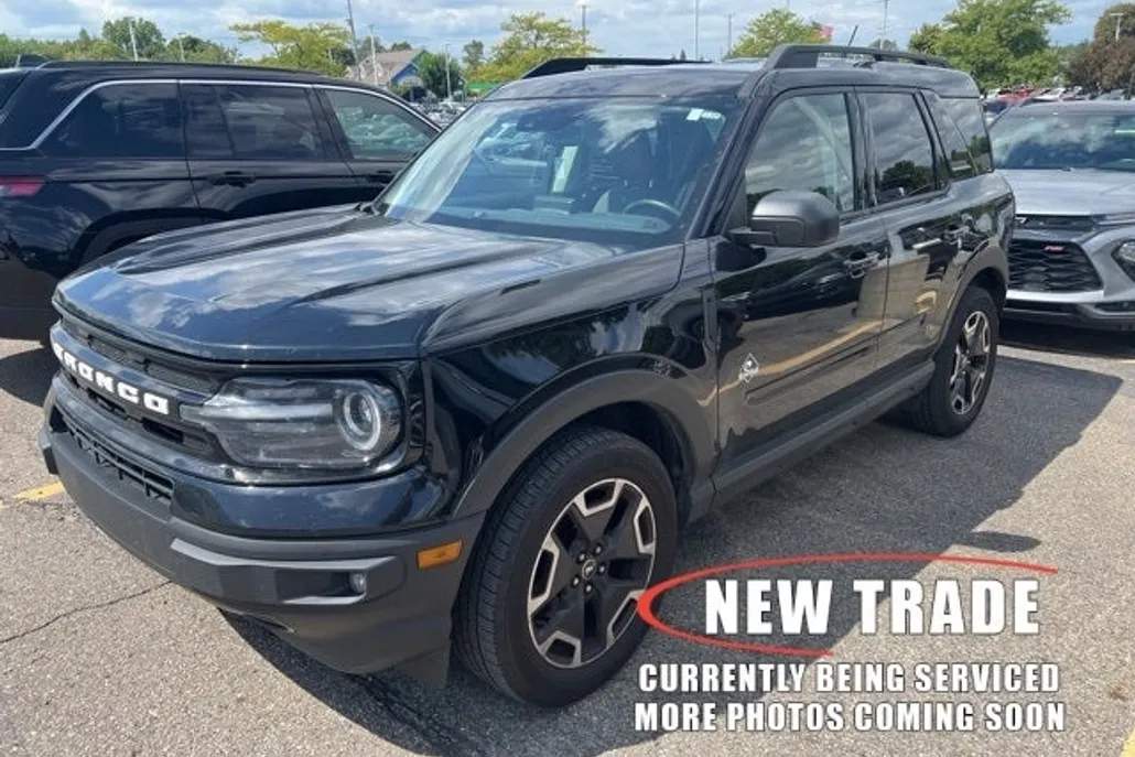 2021 Ford Bronco Sport Outer Banks photo 1