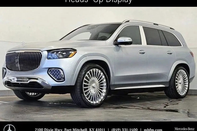 2025 Mercedes Benz GLS Maybach 600 4MATIC photo 1
