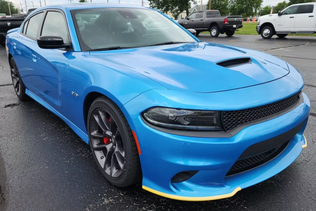 2023 Dodge Charger R/T photo 1