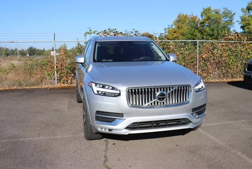 2022 Volvo XC90 T6 AWD Inscription photo 1