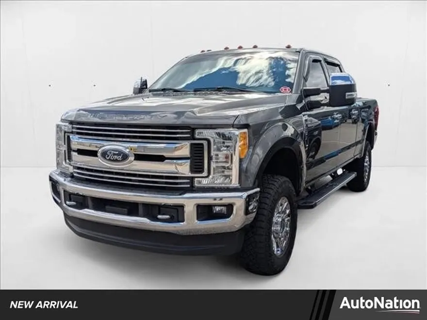 2017 Ford F-250 XLT photo 1