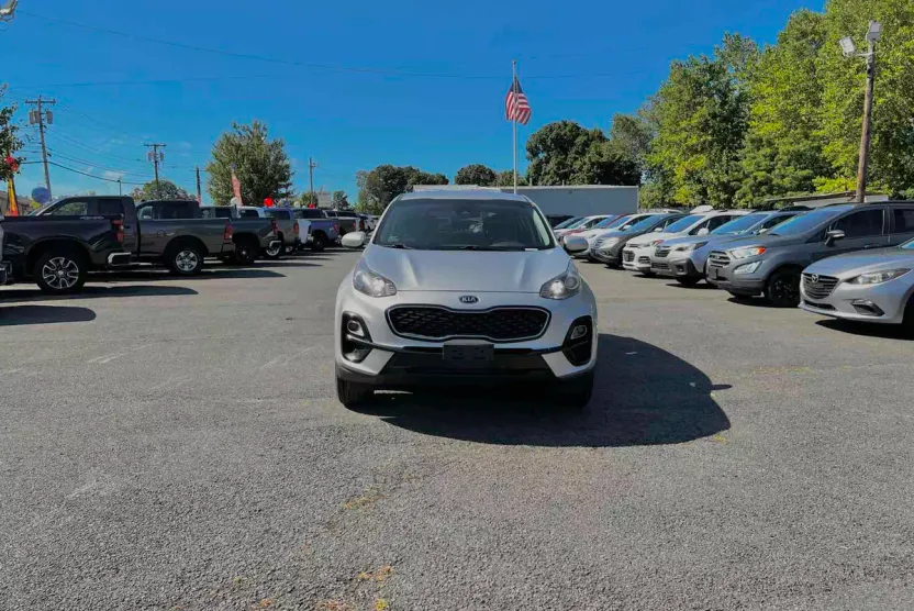 2020 Kia Sportage LX photo 1