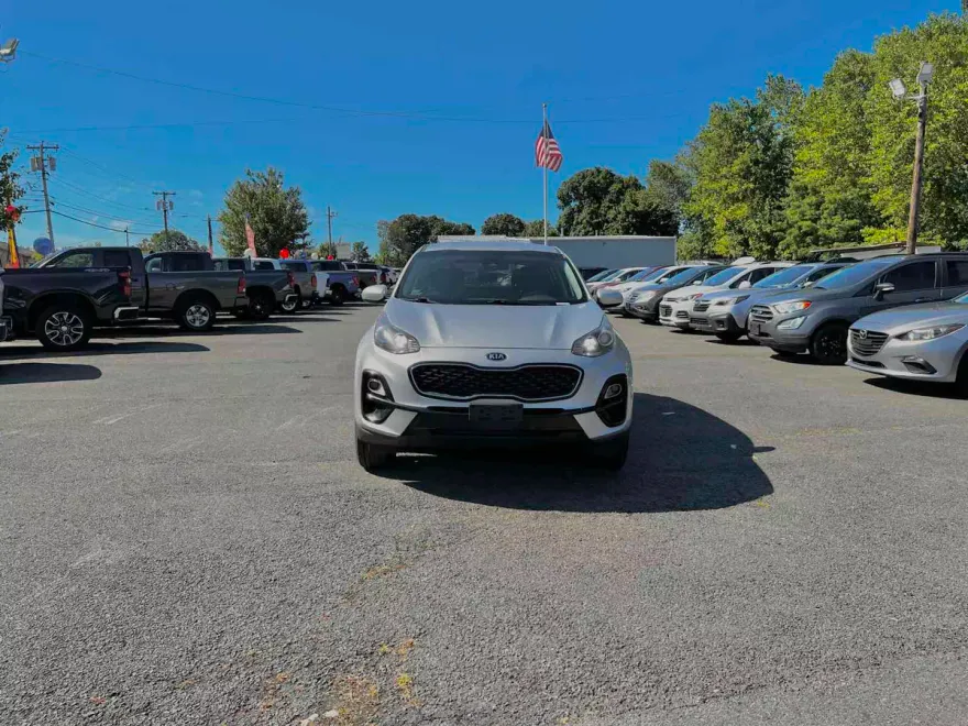 2020 Kia Sportage LX photo 1