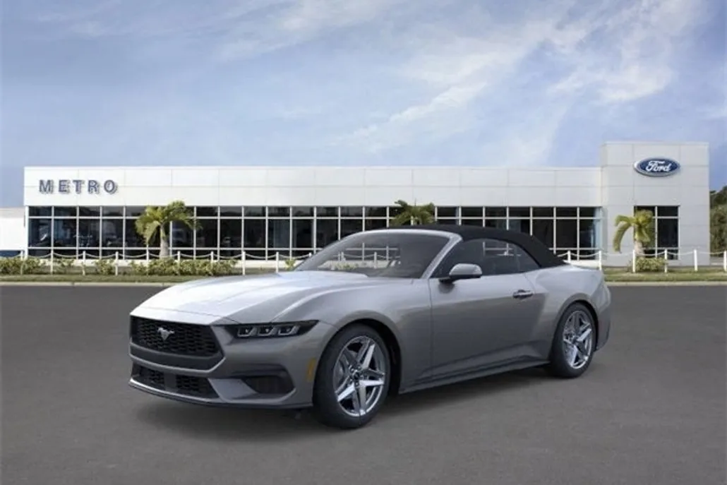 2025 Ford Mustang EcoBoost Premium photo 1