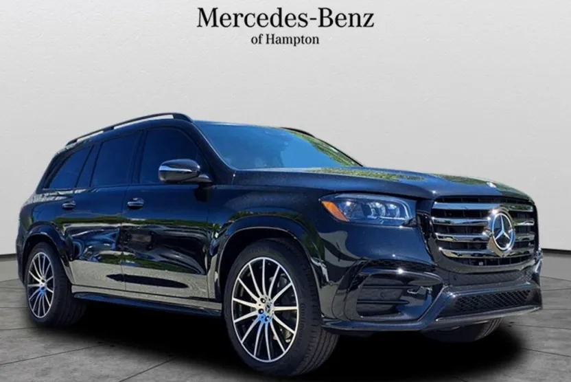 2025 Mercedes Benz GLS 450 4MATIC photo 1