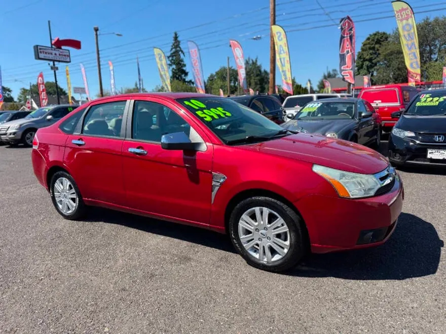 2009 Ford Focus SEL photo 1