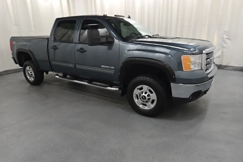 2013 Gmc Sierra SLE photo 1