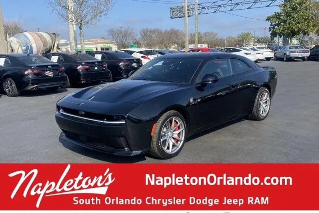2025 Dodge Charger R/T Scat Pack AWD photo 1