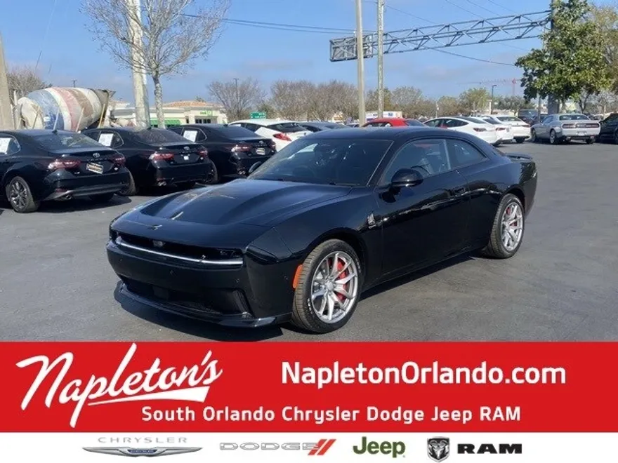 2025 Dodge Charger R/T Scat Pack AWD photo 1
