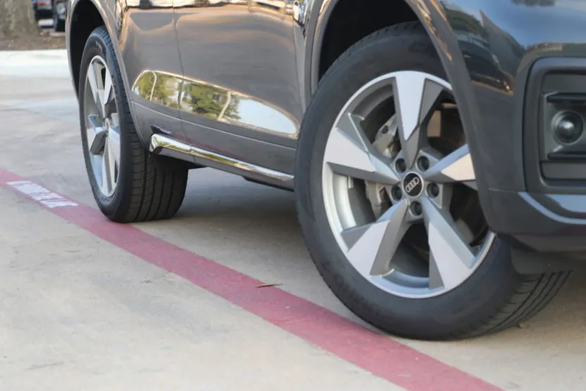 2025 Audi Q5 Premium photo 1