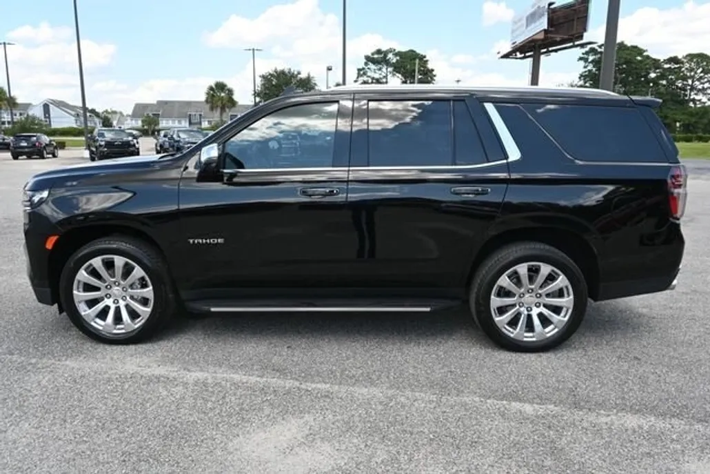2023 Chevrolet Tahoe Premier photo 1