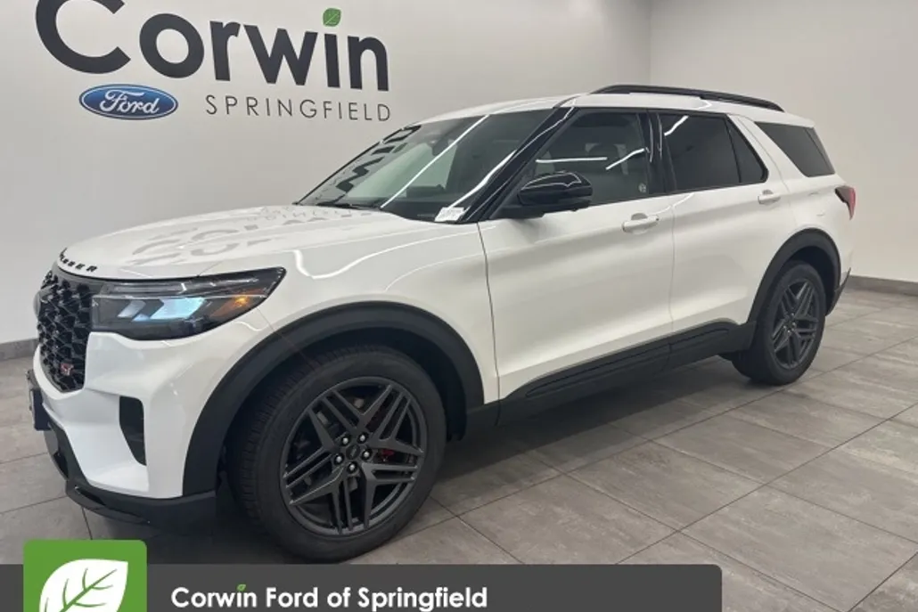 2025 Ford Explorer ST photo 1