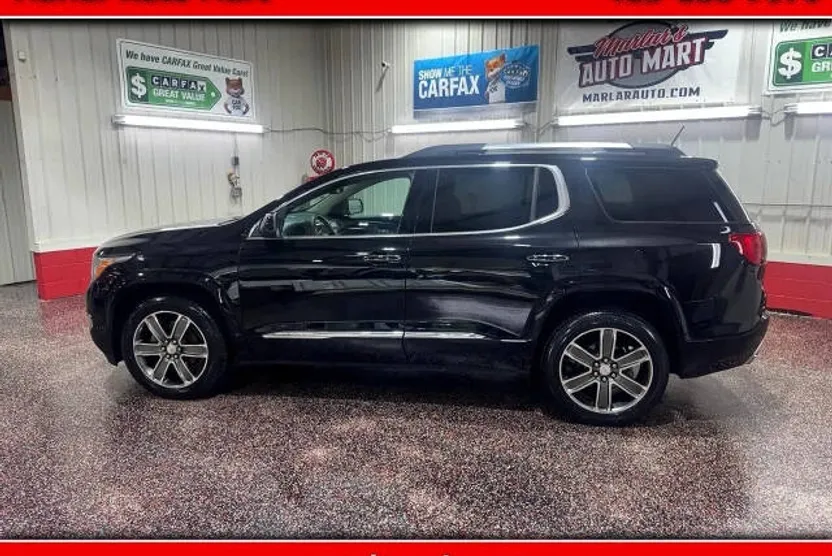 2017 Gmc Acadia Denali photo 1