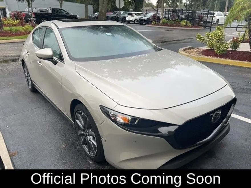 2024 Mazda Mazda3 2.5 s Preferred photo 1