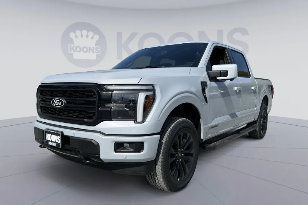 2025 Ford F-150 Lariat photo 1