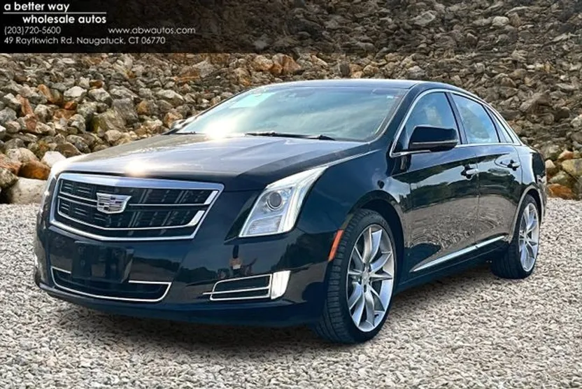 2016 Cadillac XTS Premium photo 1