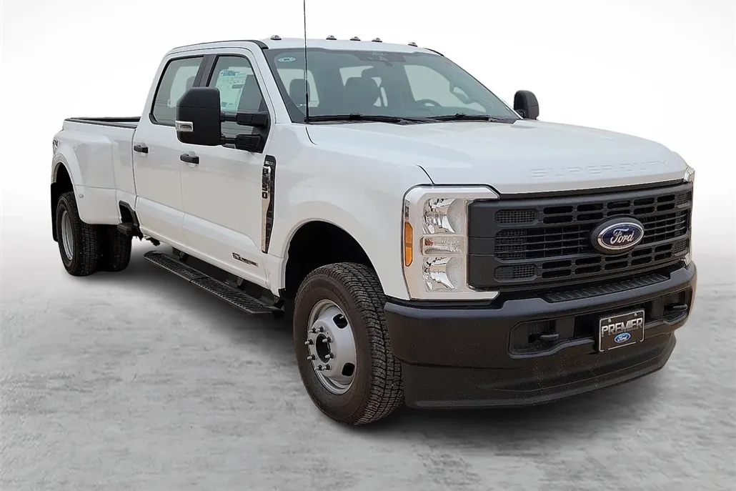 2026 Ford F-350 photo 1