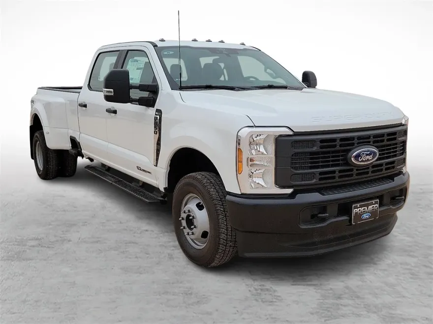 2026 Ford F-350 photo 1