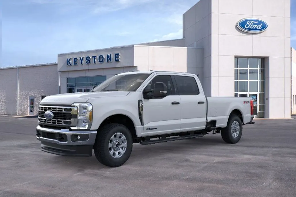 2025 Ford F-350 photo 1
