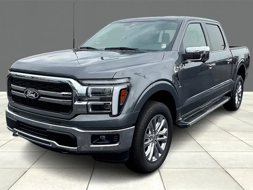2025 Ford F-150 Lariat photo 1