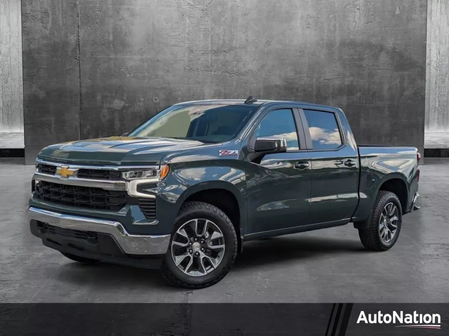 2025 Chevrolet Silverado 1500 LT photo 1