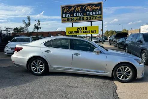 2014 Lexus LS 460 photo 3