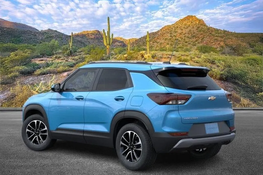 2026 Chevrolet Trailblazer LT photo 1