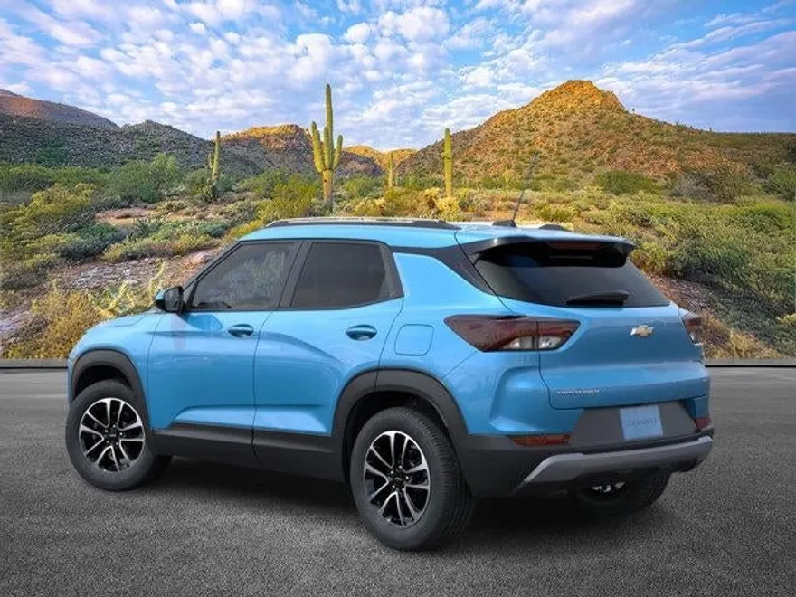 2026 Chevrolet Trailblazer LT photo 1