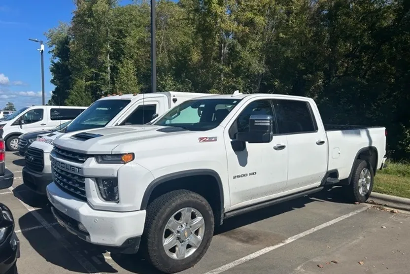 2022 Chevrolet Silverado 2500HD LTZ photo 1