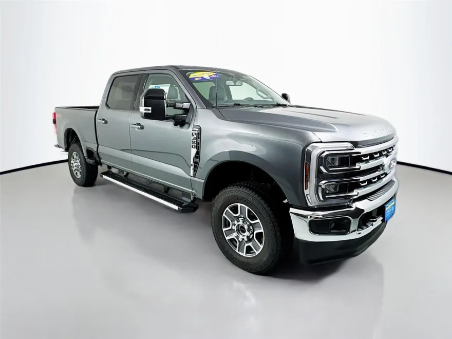 2026 Ford F-350 Lariat photo 1