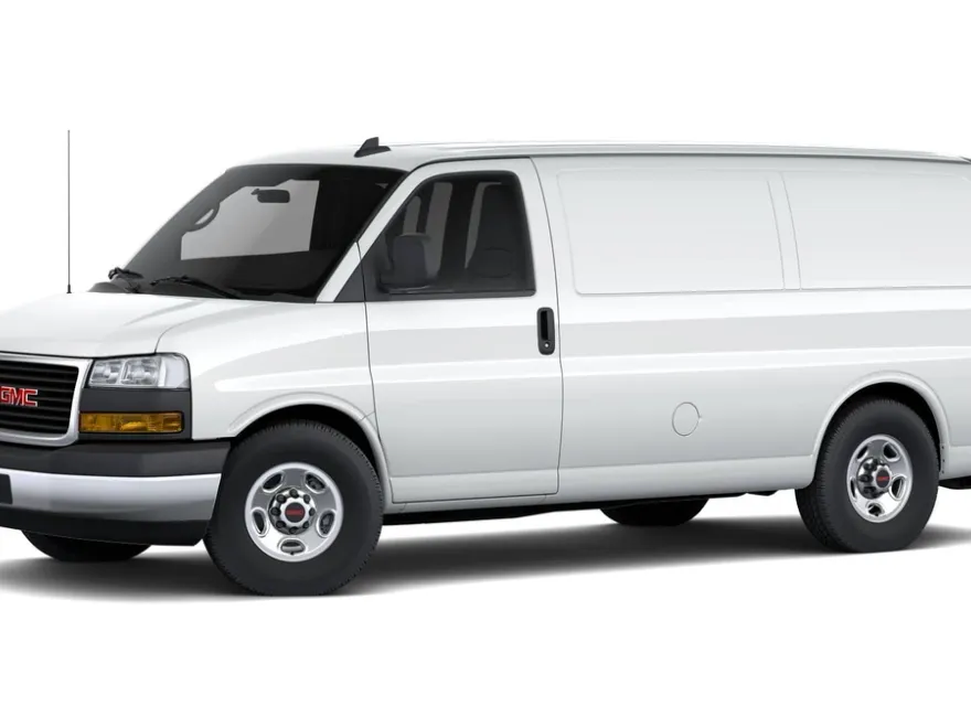 2025 Gmc Savana Cargo 3500 photo 1