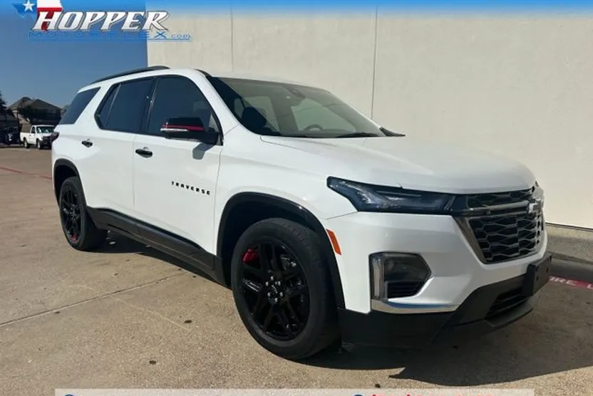 2023 Chevrolet Traverse Premier photo 1