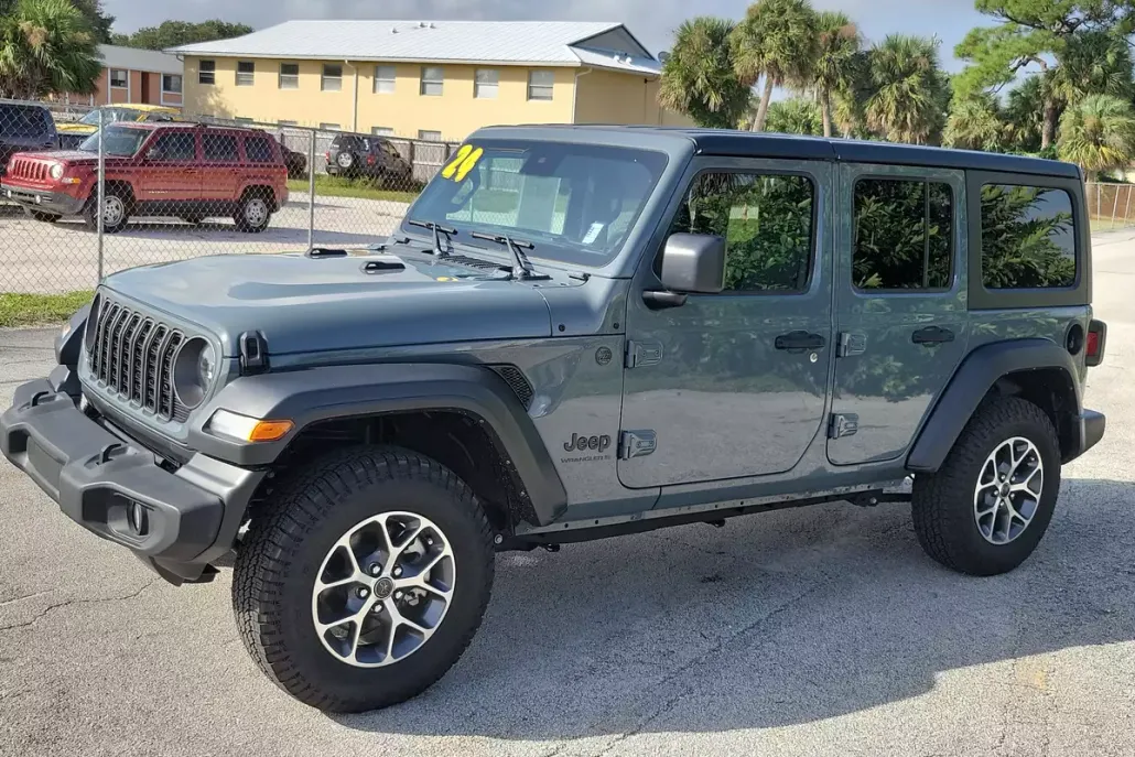2024 Jeep Wrangler Sport S photo 1