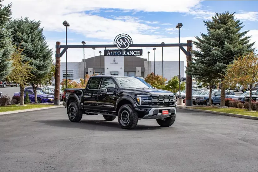 2025 Ford F-150 Raptor photo 1