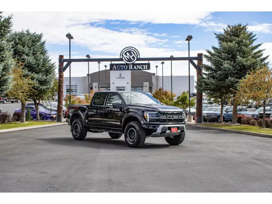 2025 Ford F-150 Raptor photo 1