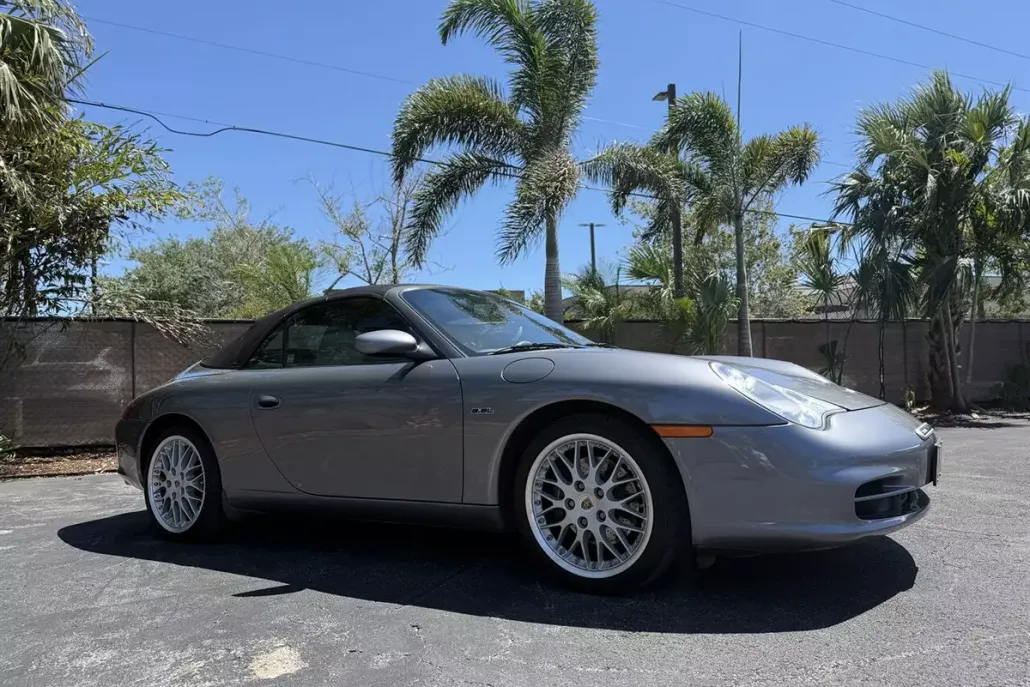 2003 Porsche 911 Cabriolet photo 1